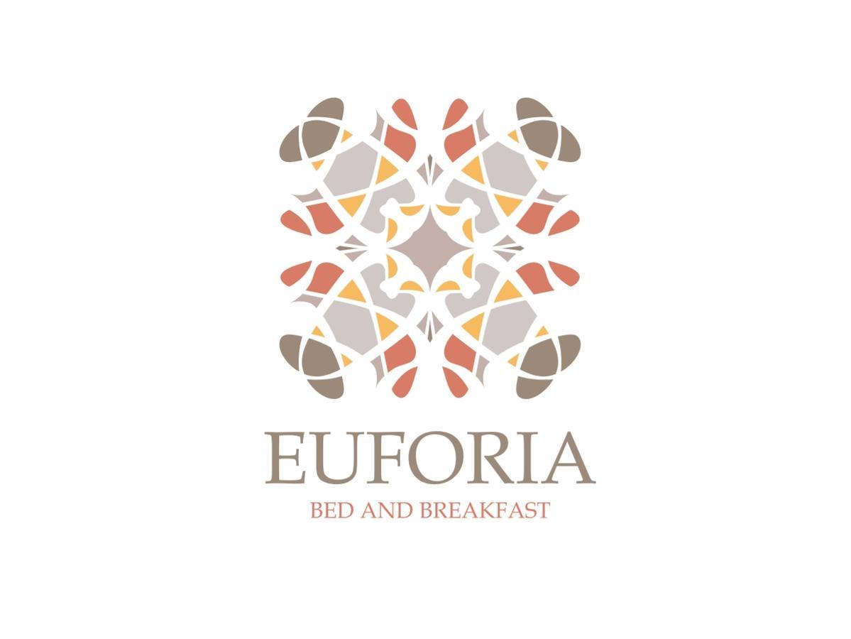 לינה וארוחת בוקר Euforia Napoli - Tre Sedi - Three Locations מראה חיצוני תמונה